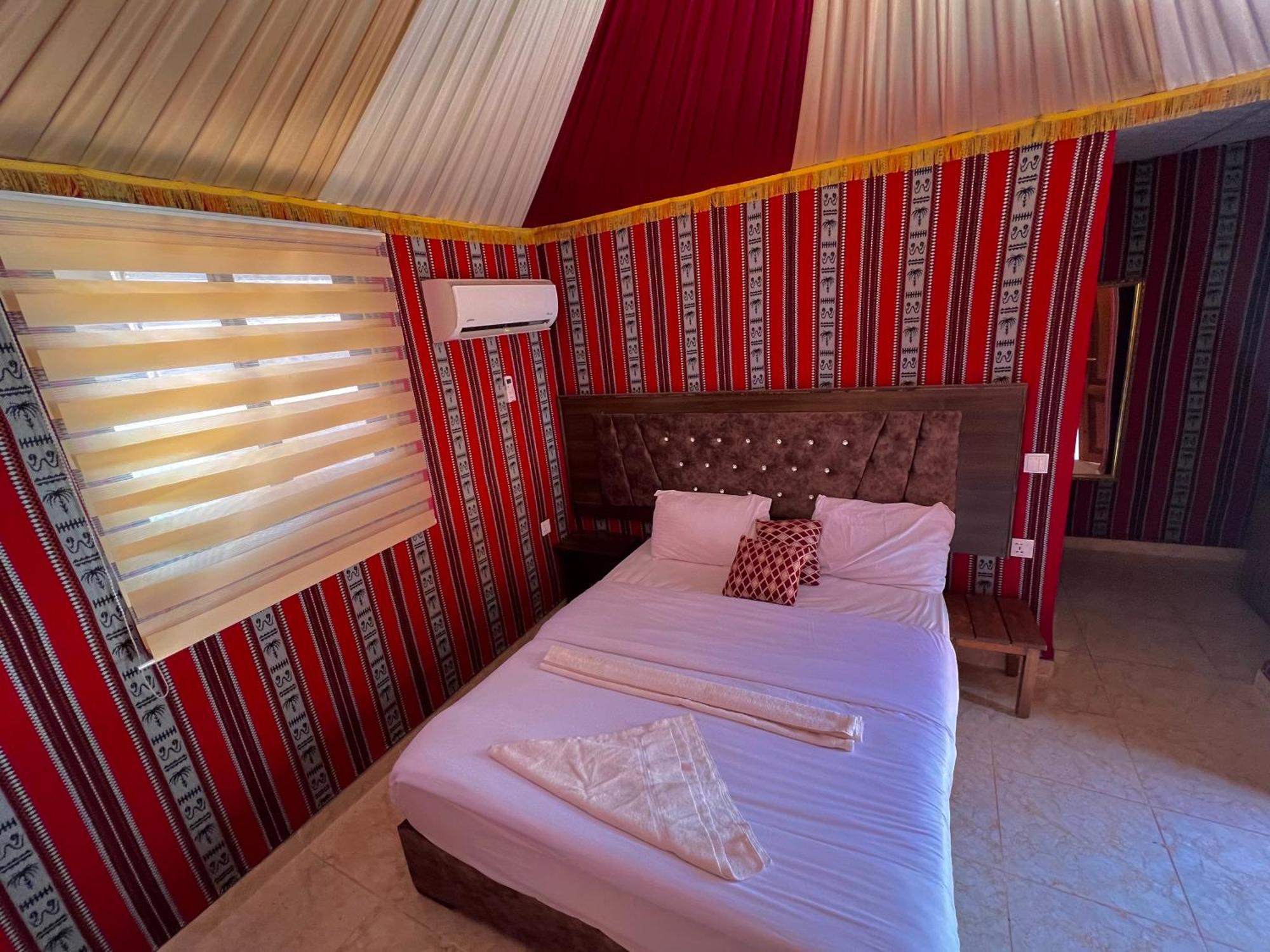 Angelina Wadi Rum Camp Kültér fotó